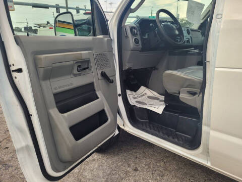 2013 Ford E-Series E-250