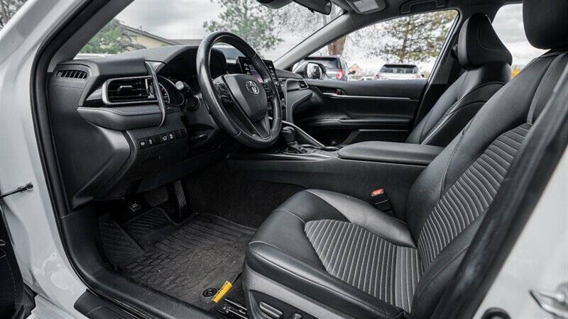 2023 Toyota Camry SE