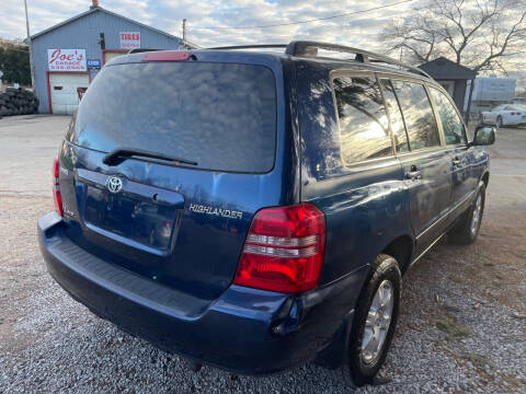 2003 Toyota Highlander for sale at Trocci's Auto Sales in West Pittsburg PA