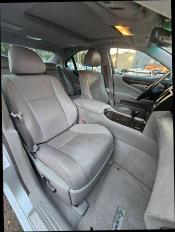 2007 Lexus LS 460
