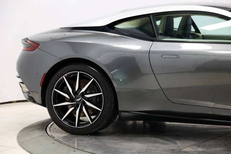 2017 Aston Martin DB11