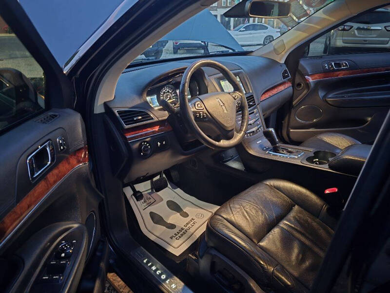 2019 Lincoln MKT