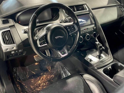 2020 Jaguar E-PACE P300 R-Dynamic S