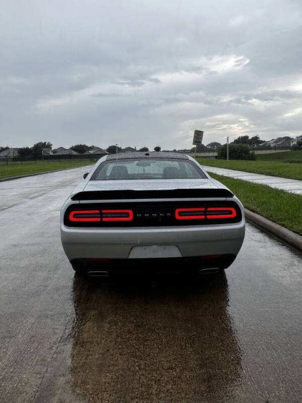2020 Dodge Challenger SXT