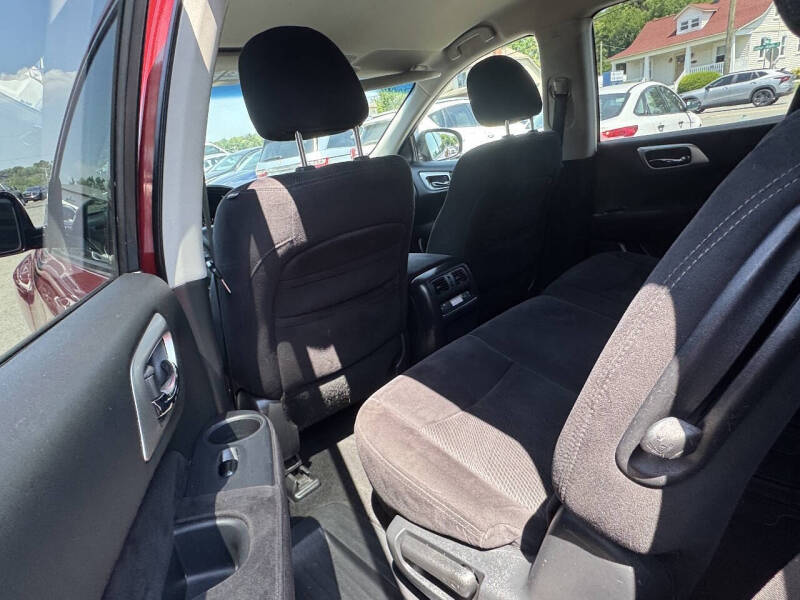 2013 Nissan Pathfinder SV