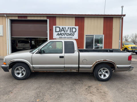 1998 Chevrolet S-10 for sale at DAVID MOTORS LLC in Grey Eagle MN