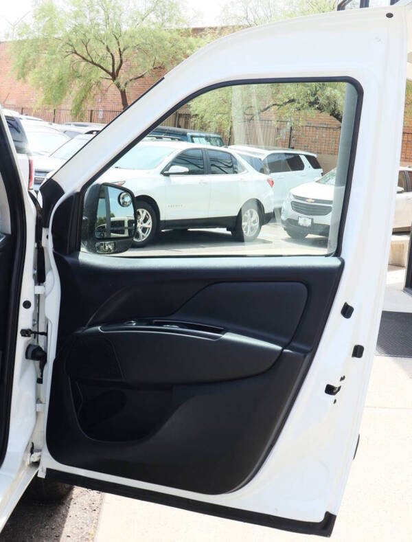 2019 RAM ProMaster City Tradesman SLT