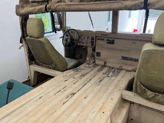 1989 AM General Hummer
