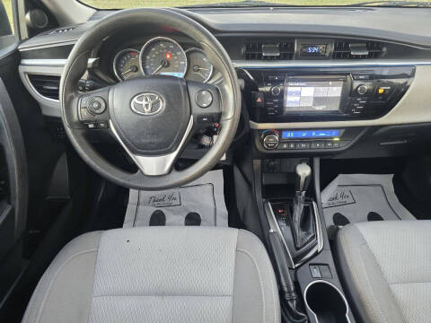 2015 Toyota Corolla LE