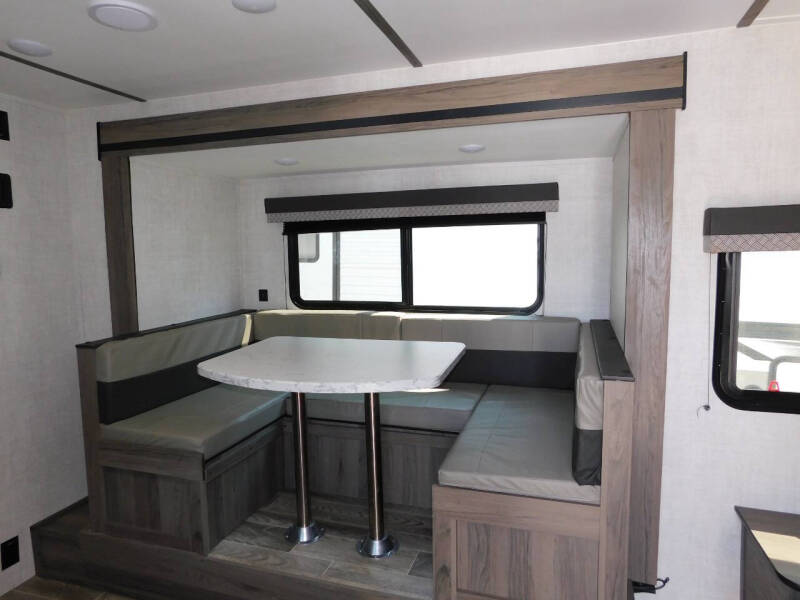 2023 Gulfstream Innsbruck 192 DS