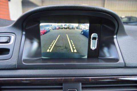 2016 Volvo XC70 T5 Drive-E Premier