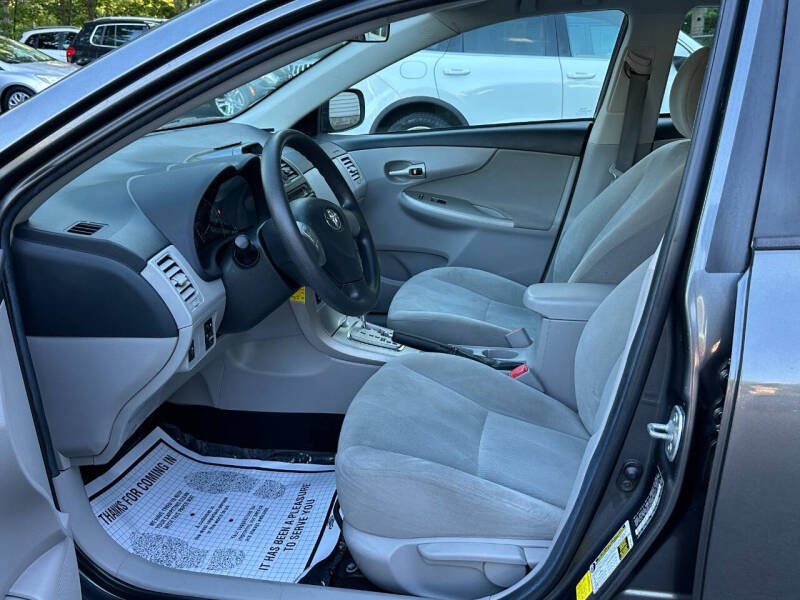 2012 Toyota Corolla LE