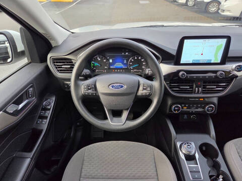 2021 Ford Escape Hybrid SE