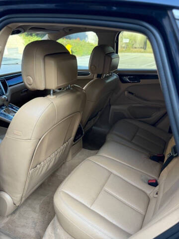 2016 Porsche Macan S