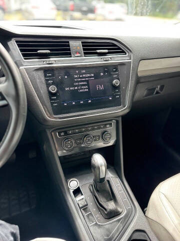 2020 Volkswagen Tiguan SE