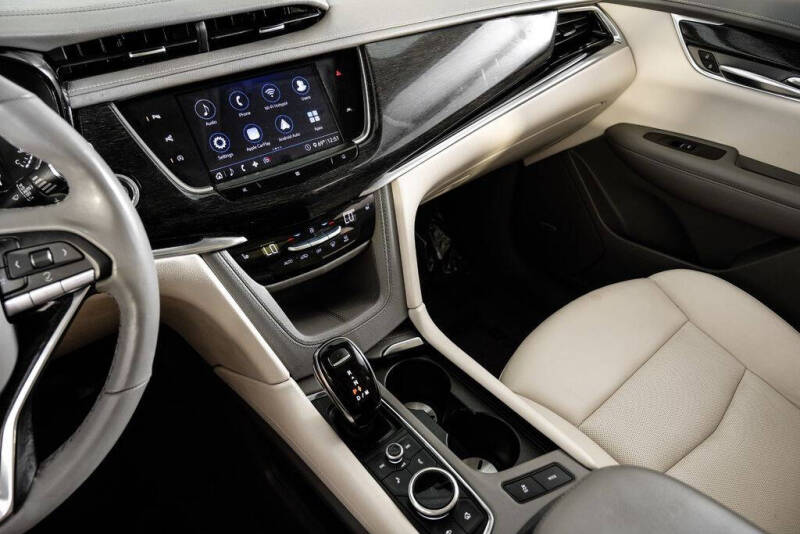 2020 Cadillac XT6 Premium Luxury
