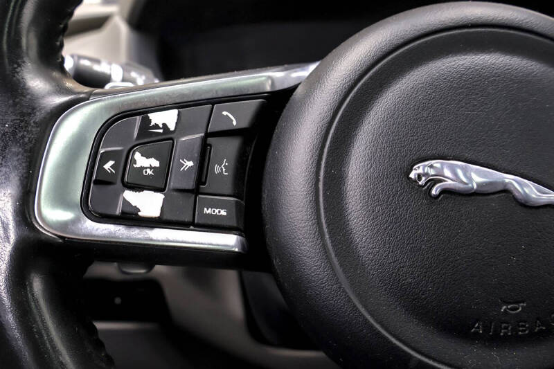 2018 Jaguar F-PACE 35t R-Sport