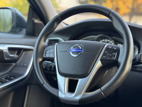 2015 Volvo V60 T5 Drive-E Premier