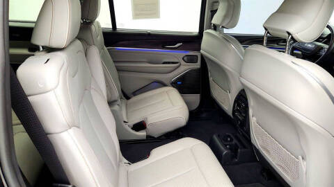 2022 Jeep Grand Cherokee L Overland