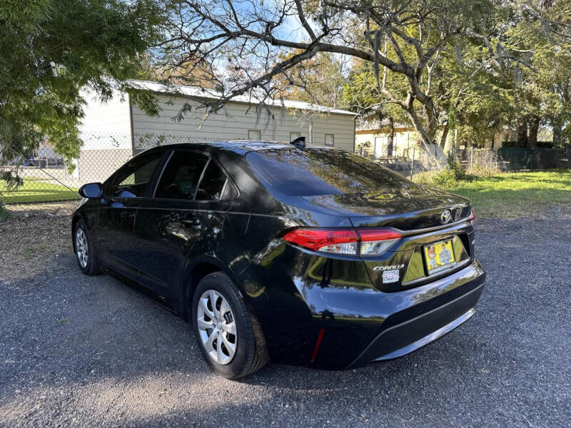 2020 Toyota Corolla LE photo 6