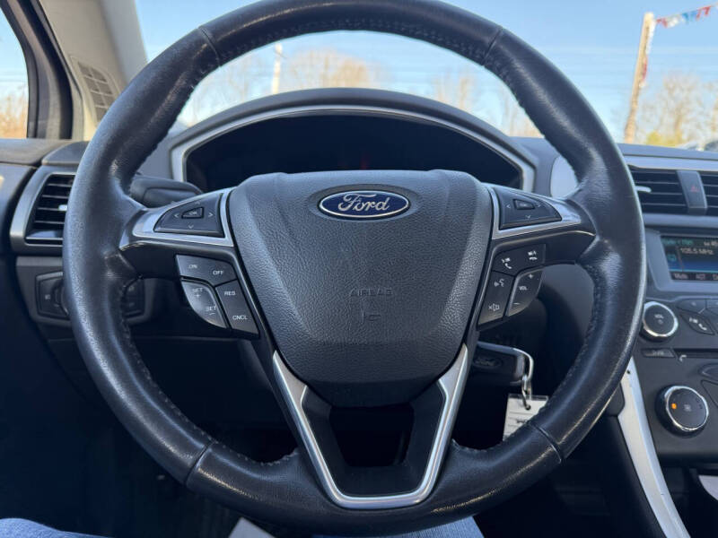 2014 Ford Fusion SE