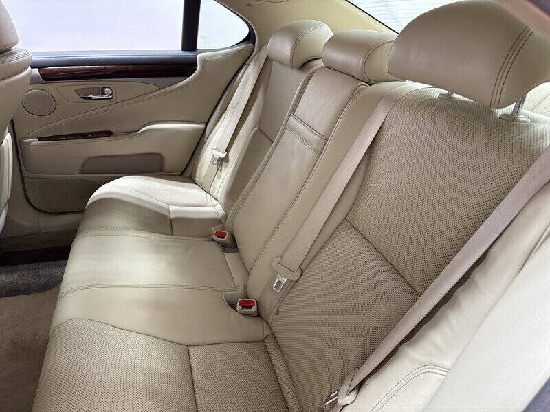 2014 Lexus LS 460