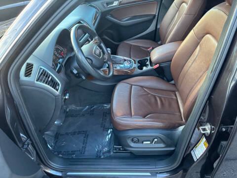 2015 Audi Q5 2.0T quattro Premium Plus