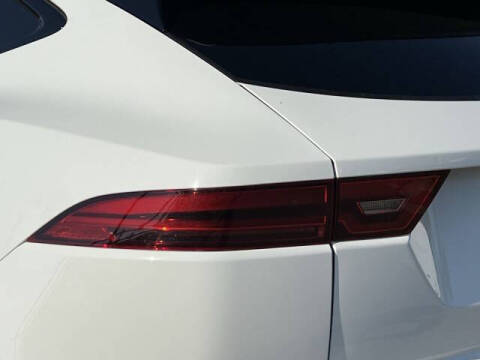 2024 Jaguar E-PACE P250 R-Dynamic SE