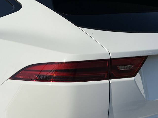 2024 Jaguar E-PACE P250 R-Dynamic SE