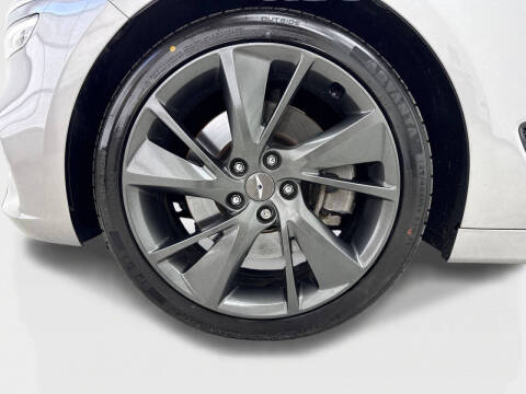 2023 Genesis G70