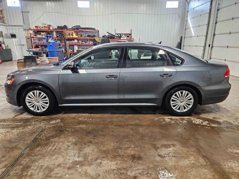 2014 Volkswagen Passat 1.8T S