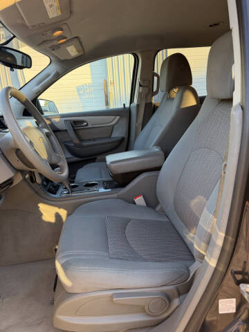 2017 Chevrolet Traverse LS