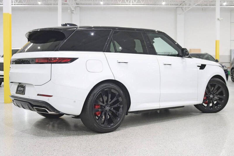 2025 Land Rover Range Rover Sport P460e Dynamic SE