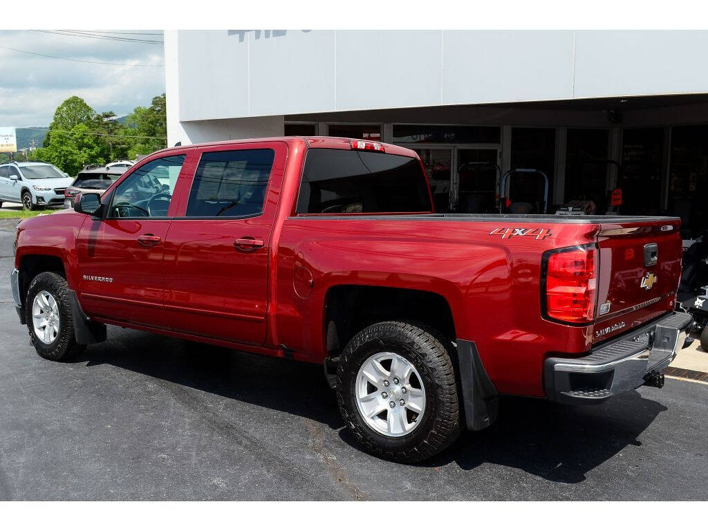 2018 Chevrolet Silverado 1500 for sale at EARL DUFF PRE-OWNED CENTER in Harriman, TN