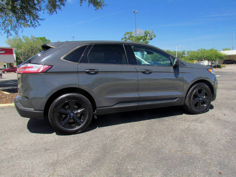 2021 Ford Edge SE