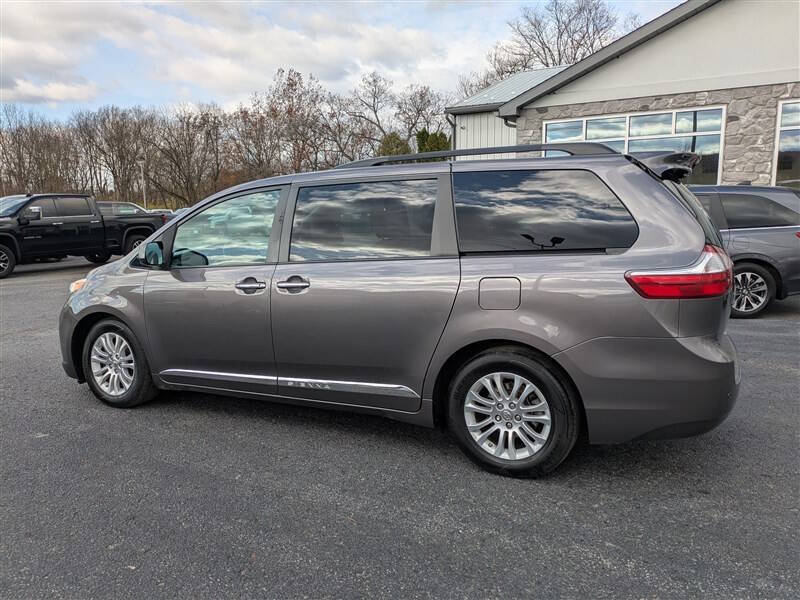 2015 Toyota Sienna