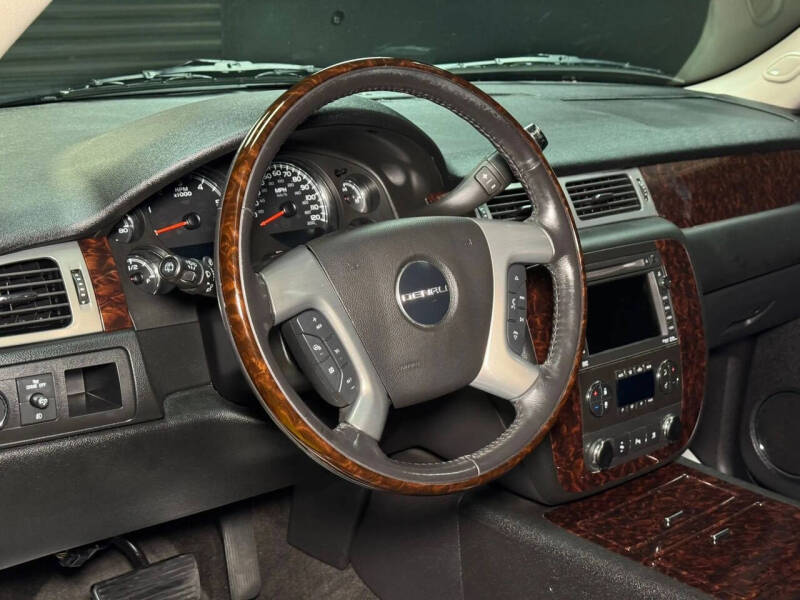 2010 GMC Yukon XL Denali