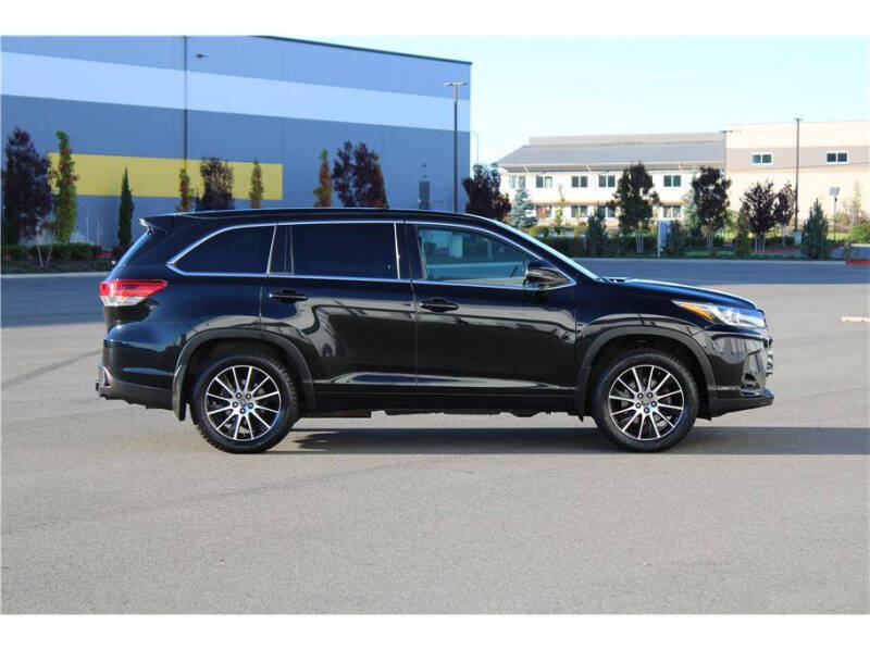 2017 Toyota Highlander