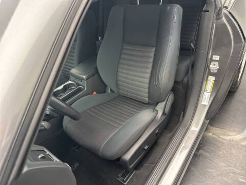 2012 Dodge Challenger SXT