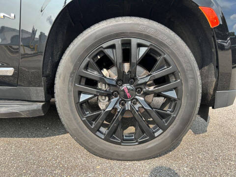 2021 GMC Yukon SLT