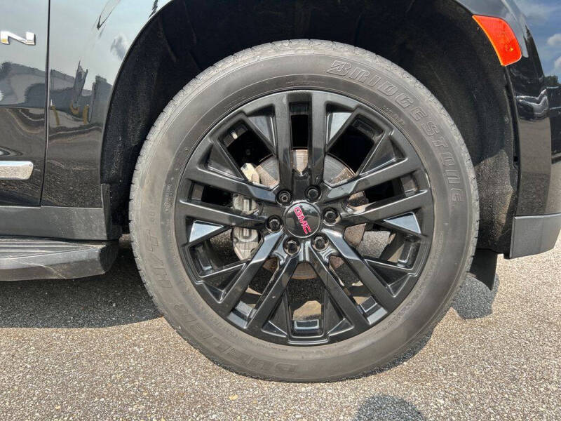 2021 GMC Yukon SLT