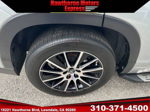 2017 Toyota Highlander SE