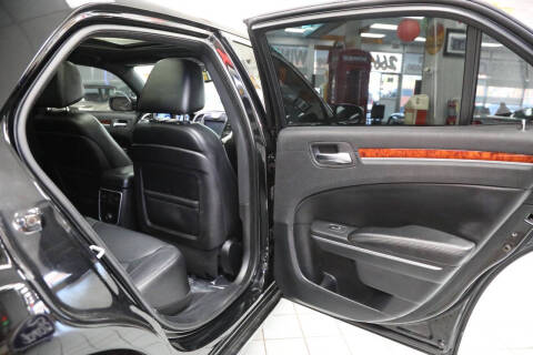 2012 Chrysler 300 Limited