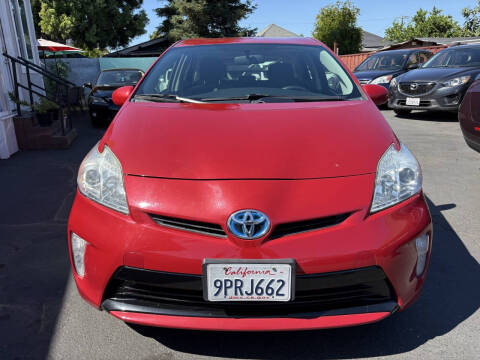 2014 Toyota Prius Three