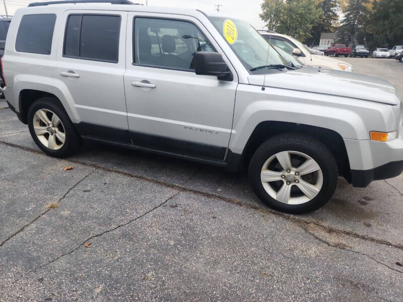 2011 Jeep Patriot Sport photo 3