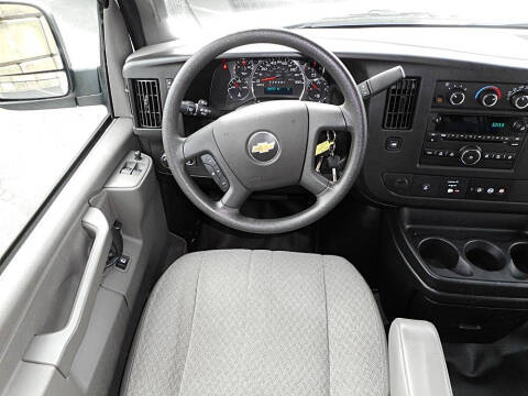 2017 Chevrolet Express LS 2500