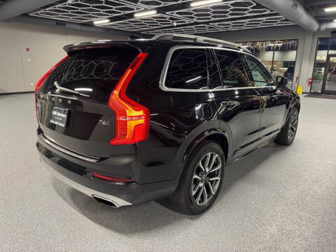 2018 Volvo XC90 T6 Momentum