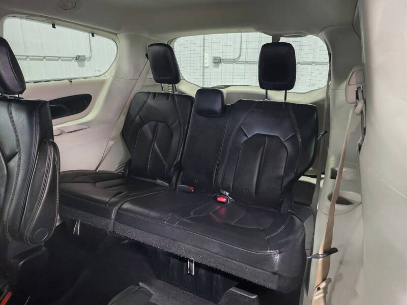 2018 Chrysler Pacifica Touring L Plus