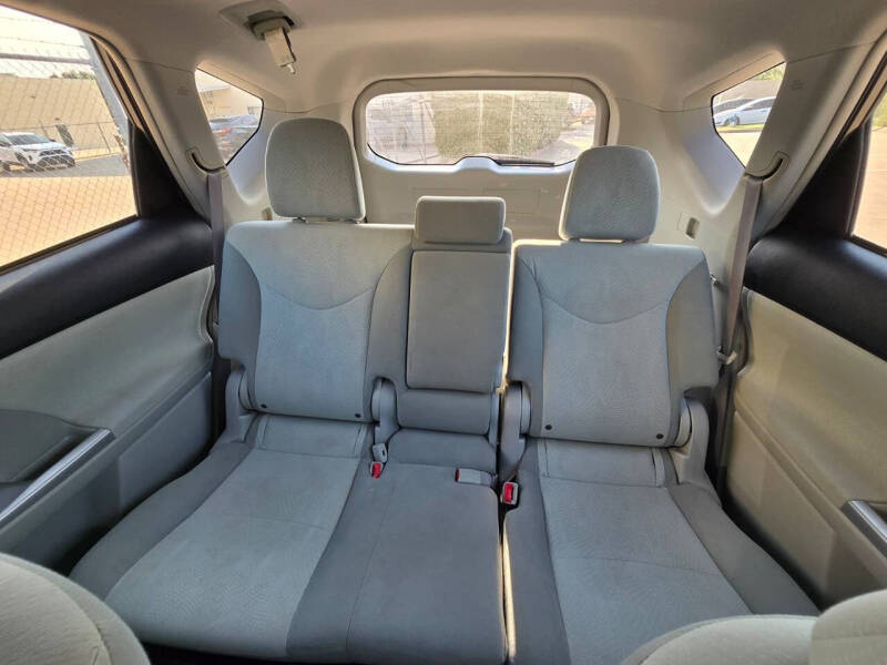 2012 Toyota Prius v Three