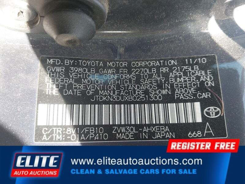 2011 Toyota Prius Two